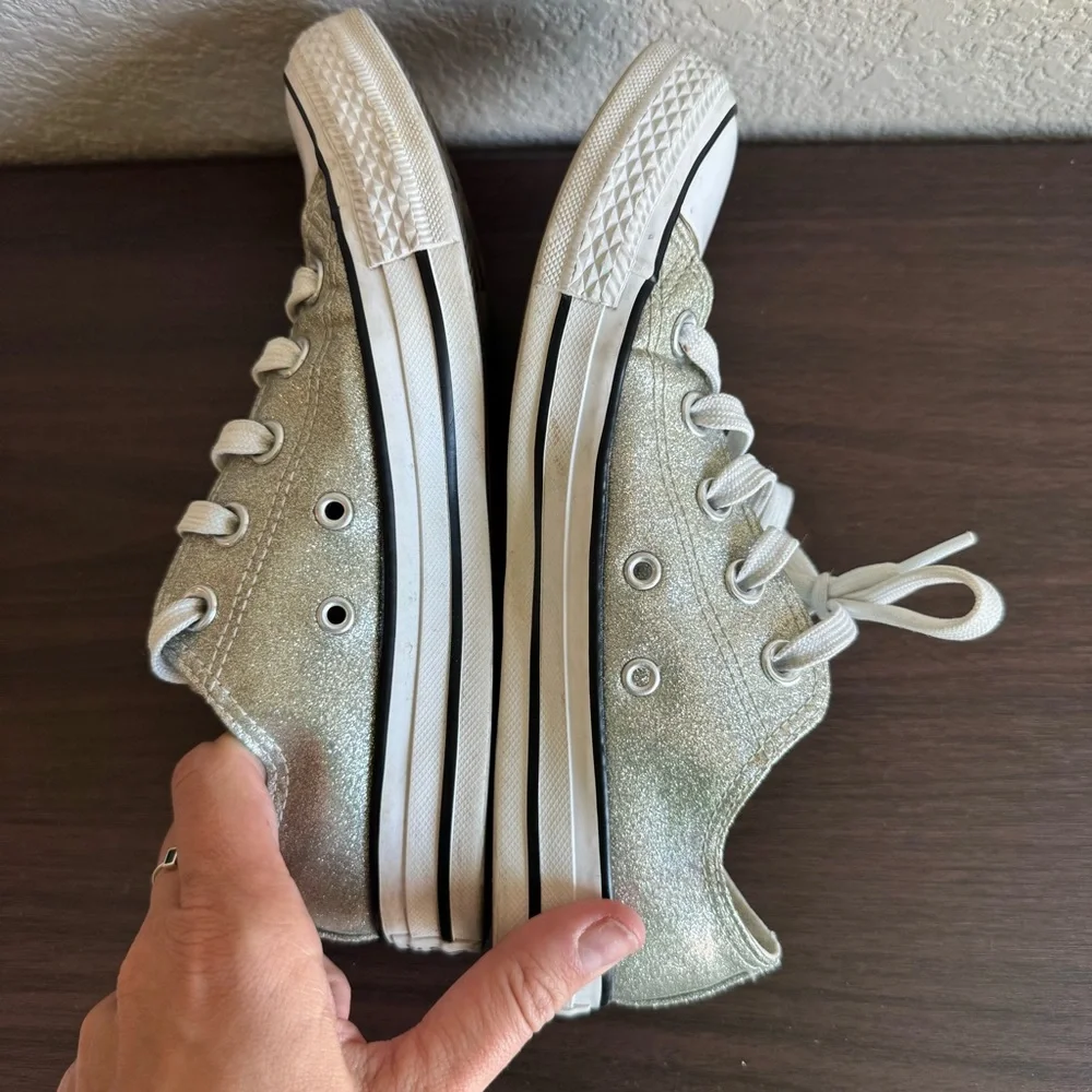 Converse eye catching
